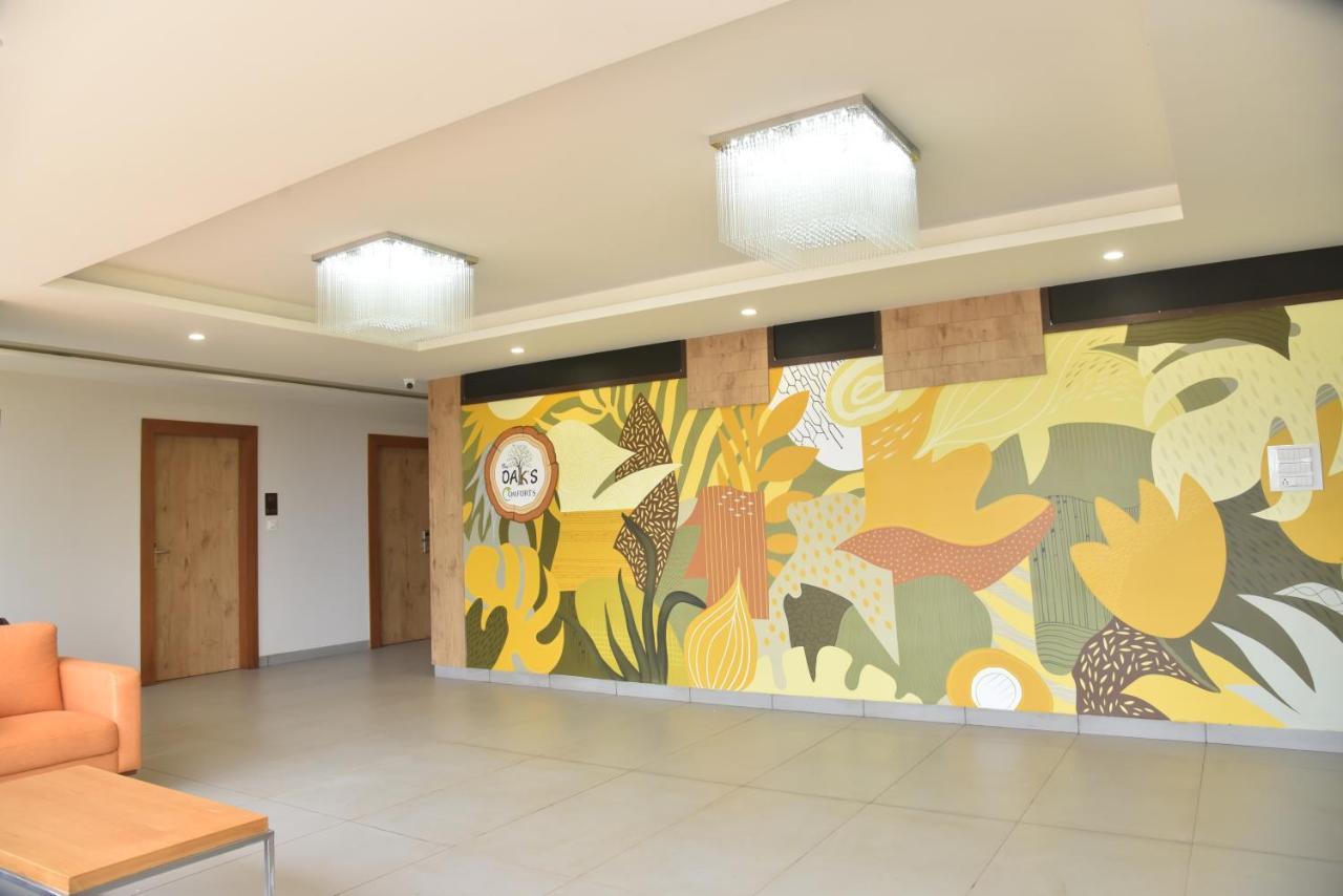 The Oaks Comforts Hubli Exterior photo